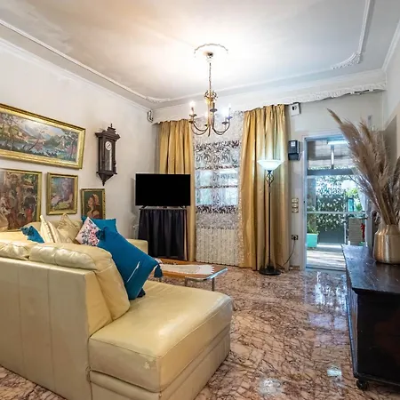Casa * Kanálion